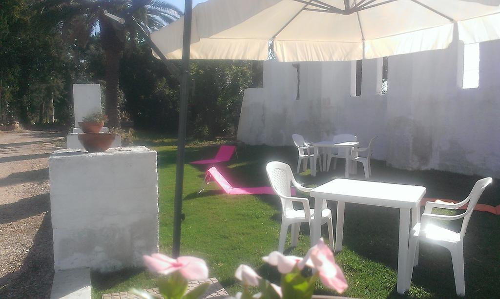 Masseria Strada Agriturismo ジノーザ エクステリア 写真